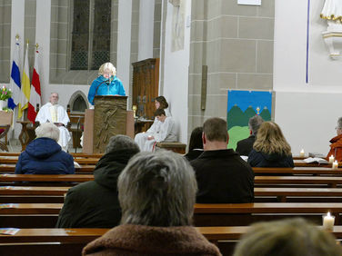 Lumen Christi - Auferstehungsmesse in St. Crescentius (Foto: Karl-Franz Thiede)